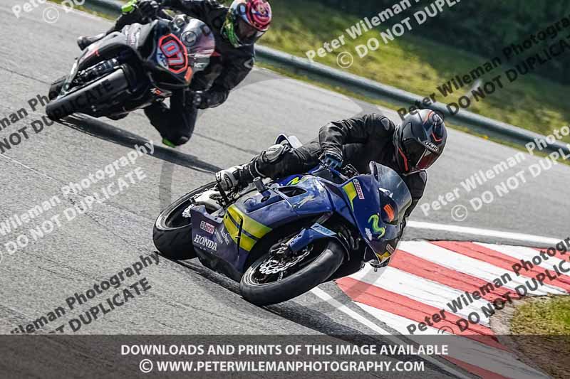 donington no limits trackday;donington park photographs;donington trackday photographs;no limits trackdays;peter wileman photography;trackday digital images;trackday photos